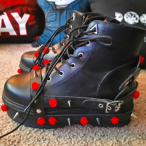 YRU Slayr Rose Boote - Picture 1 of 6